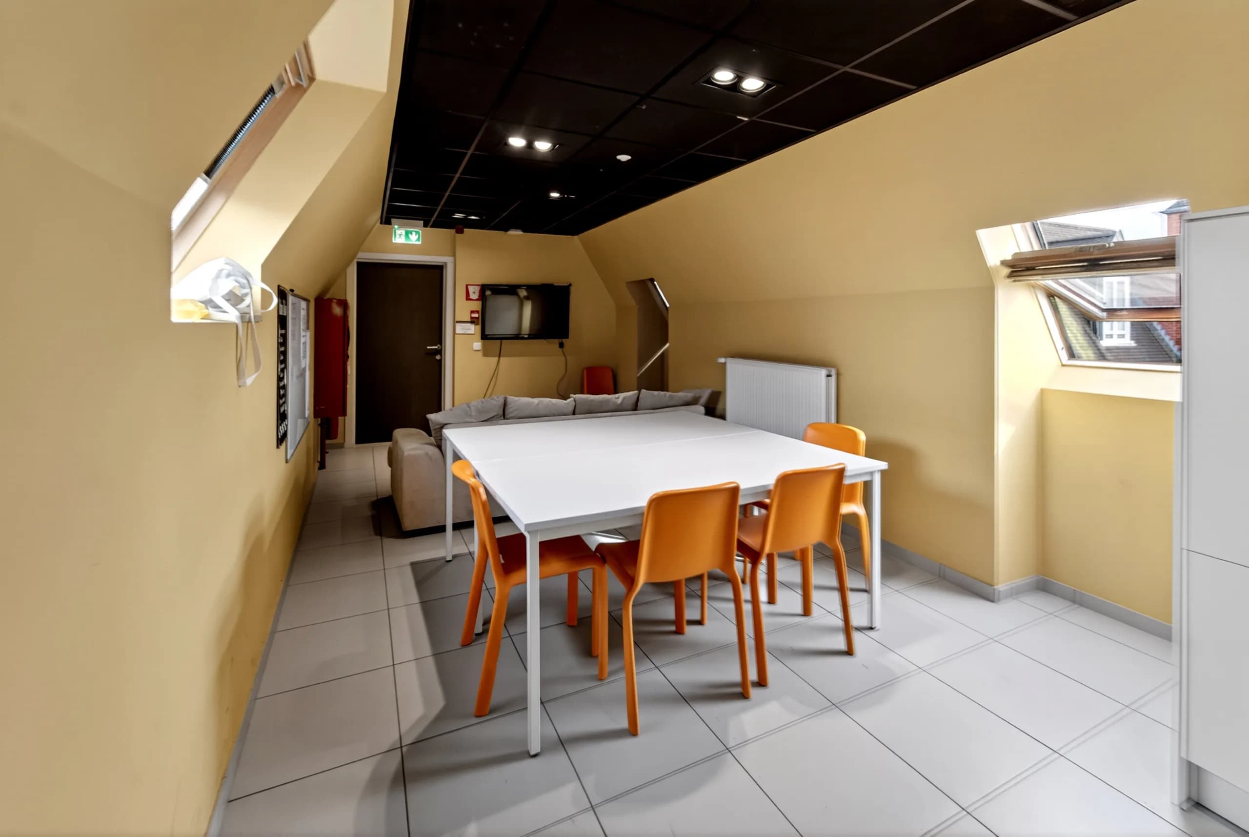 Kamer - 4.4