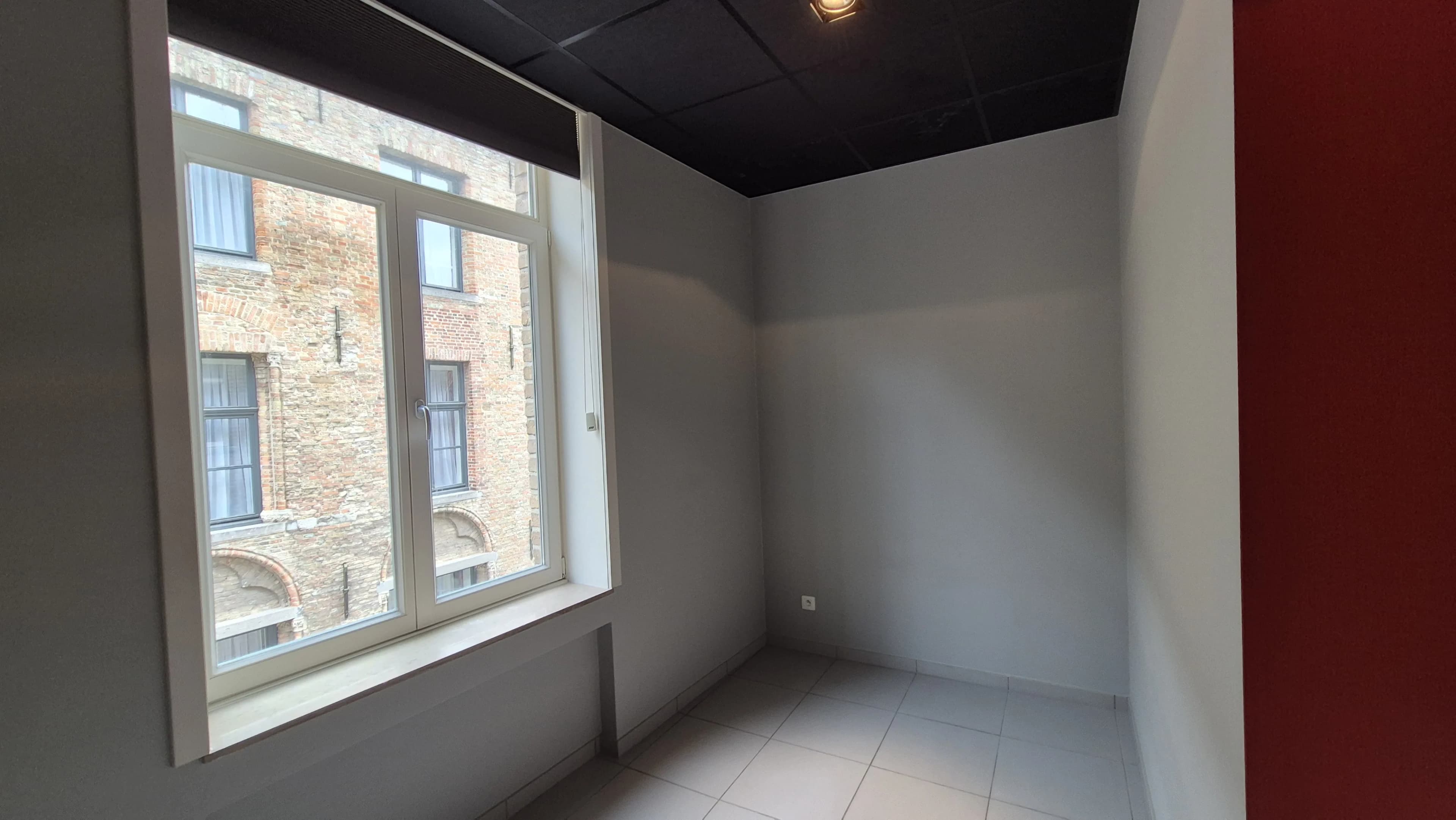 Kamer - 2.8